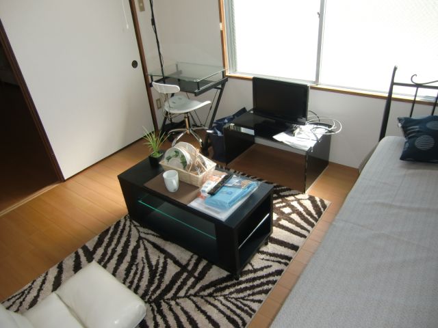 Living and room