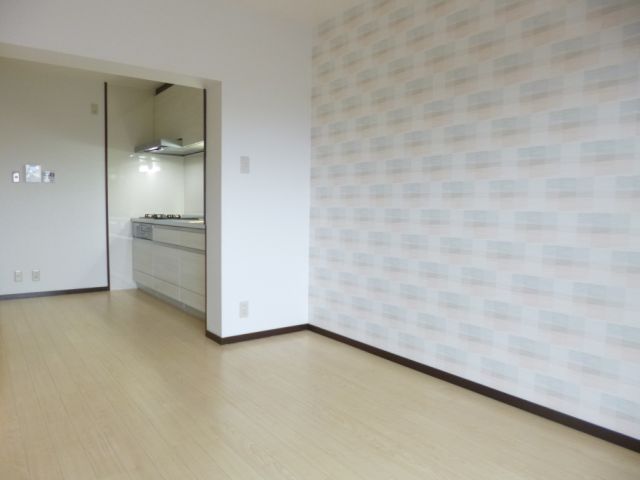 Living and room