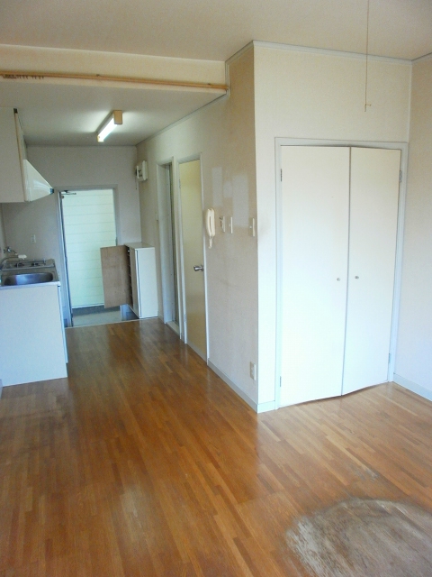 Living and room