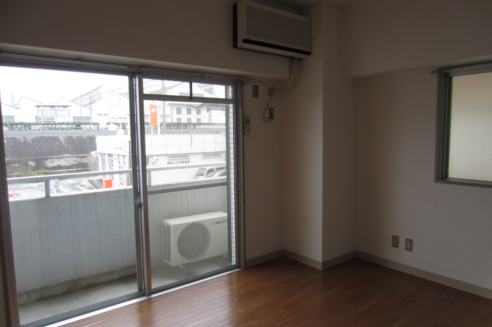 Living and room