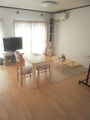 Living and room