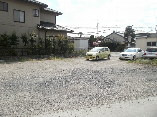 Parking lot