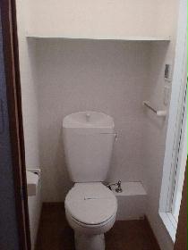 Living and room. It is a photograph of the same type of room