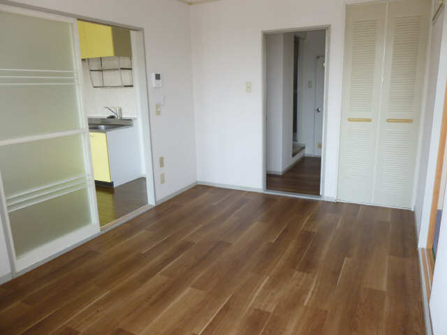 Living and room