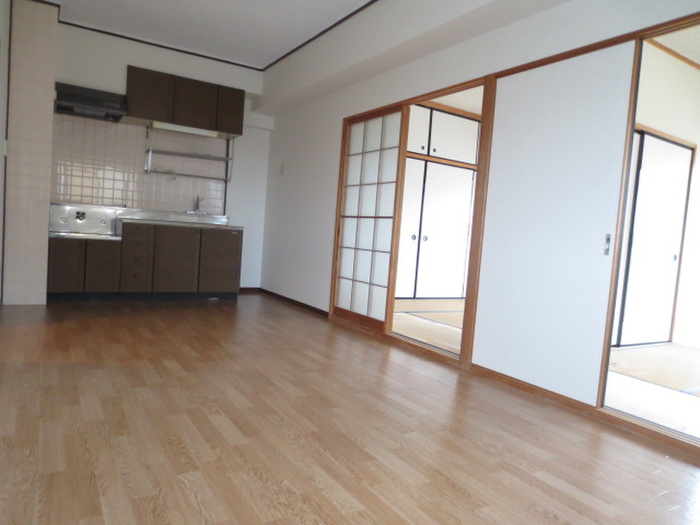 Living and room
