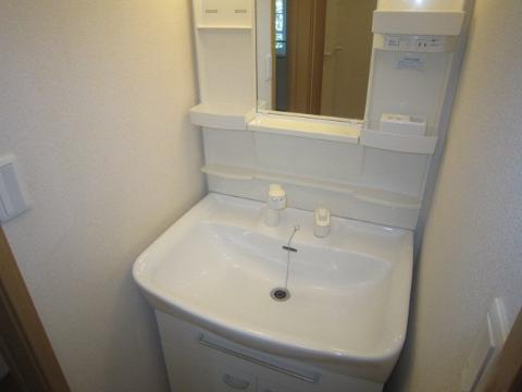 Washroom. Wash