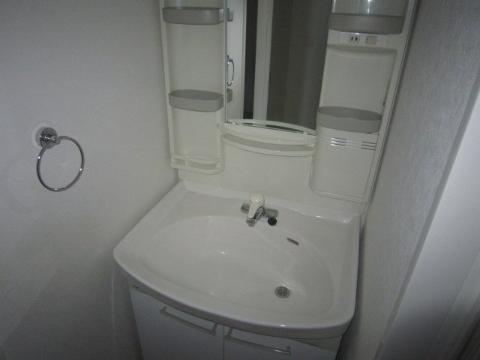 Washroom. Wash