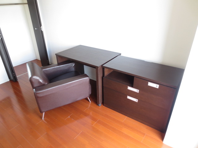 Living and room