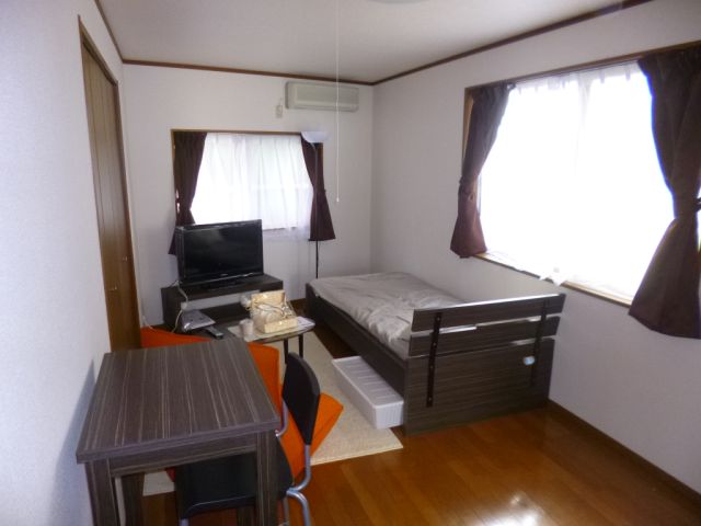Living and room
