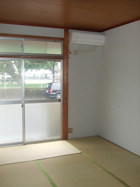 Living and room