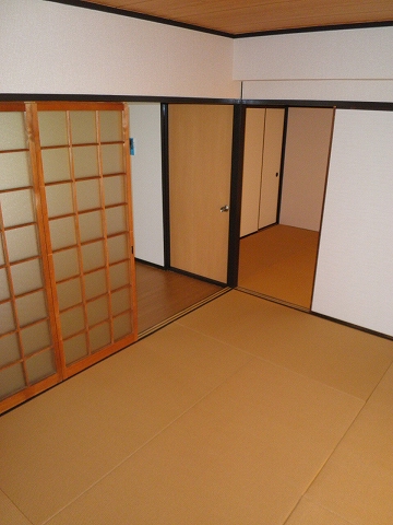 Living and room