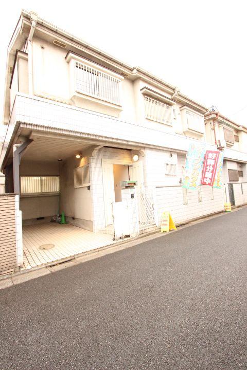 Local appearance photo. Oizumigakuen Detached