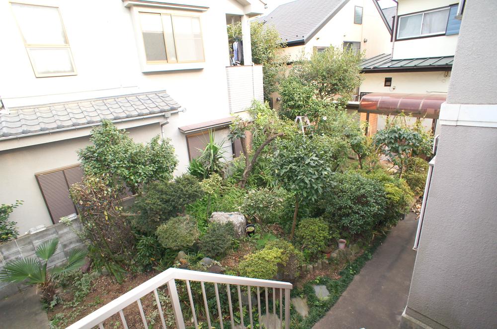 View photos from the dwelling unit. View from local (September 2013) Shooting