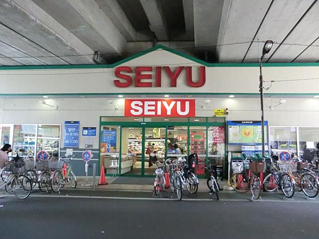 Supermarket. Seiyu Nakamurabashi to the store 882m