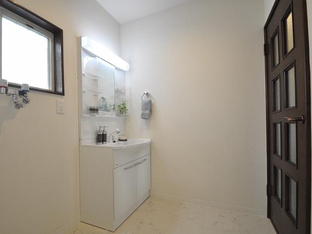 Wash basin, toilet. 1-chome washbasin Nerima Oizumi